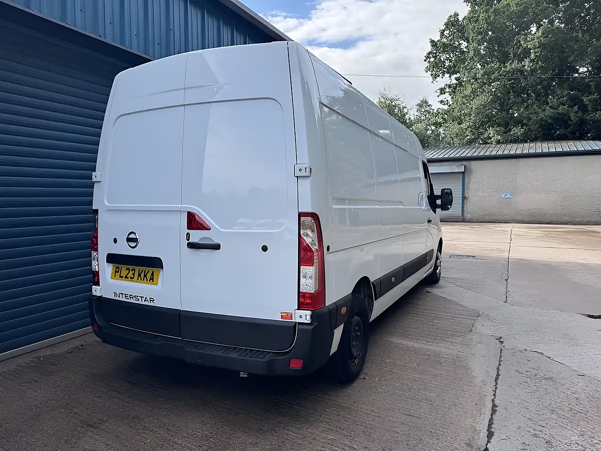 Used 2023 Nissan Interstar Acenta White - Interior and Exterior details 5
