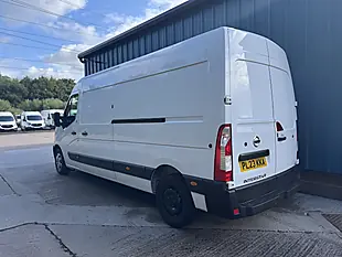Used 2023 Nissan Interstar Acenta White - Interior and Exterior details 6