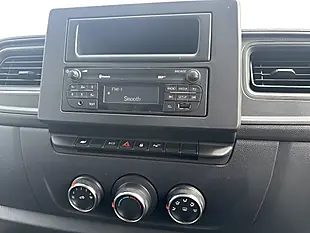 Used 2023 Nissan Interstar Acenta White - Interior and Exterior details 18