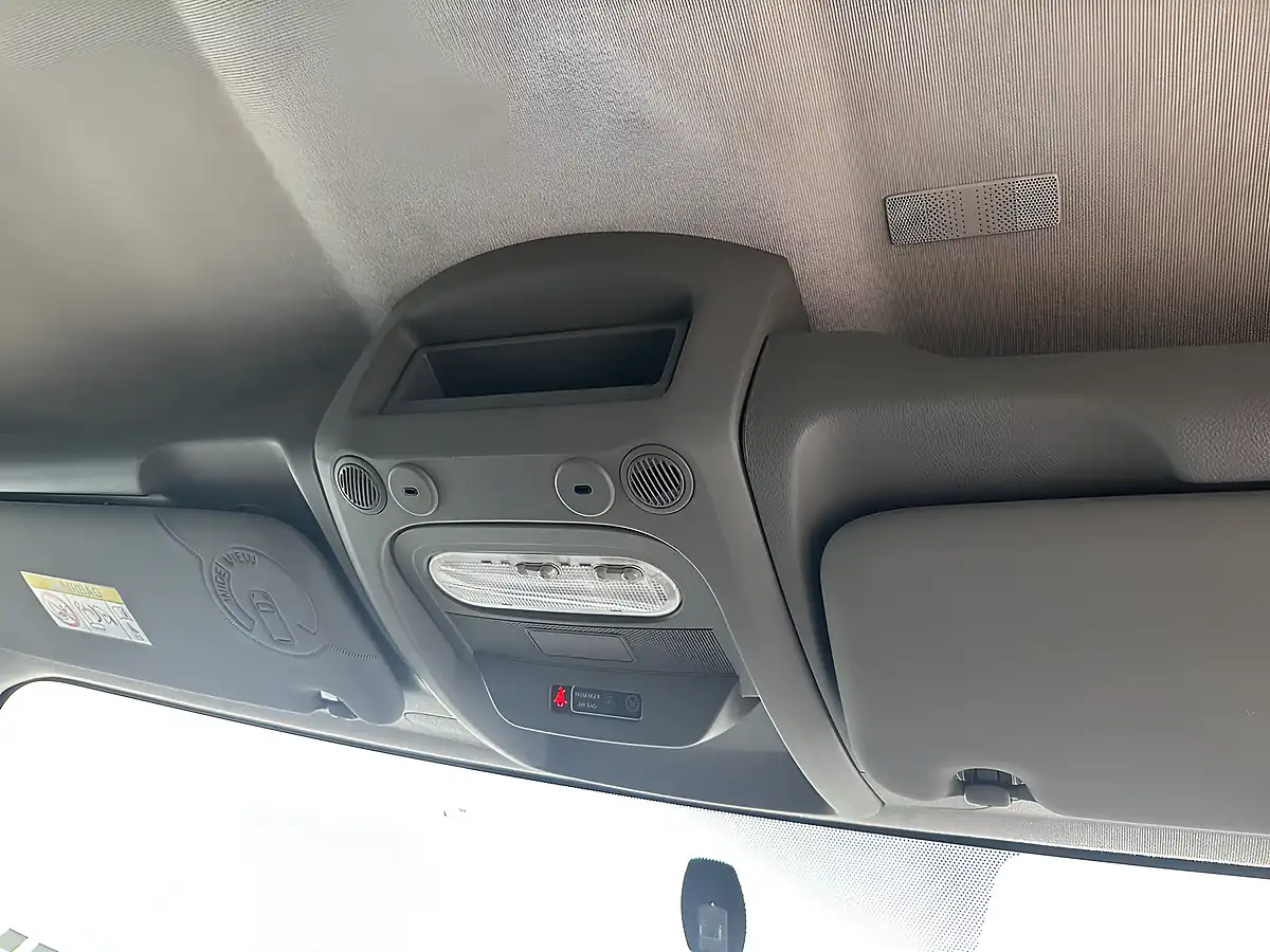 Used 2023 Nissan Interstar Acenta White - Interior and Exterior details 19
