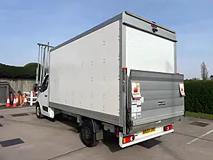 Used 2023 Nissan Interstar Tekna L3 White - Interior and Exterior details 5