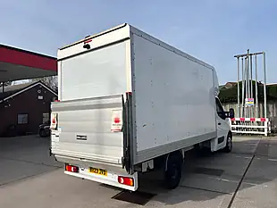 Used 2023 Nissan Interstar Tekna L3 White - Interior and Exterior details 7