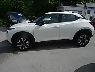 Used 2023 Nissan Juke Acenta White - Interior and Exterior details 12