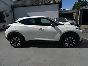 Used 2023 Nissan Juke Acenta White - Interior and Exterior details 7