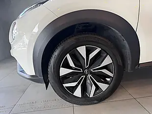 Used 2023 Nissan Juke Acenta White - Interior and Exterior details 13