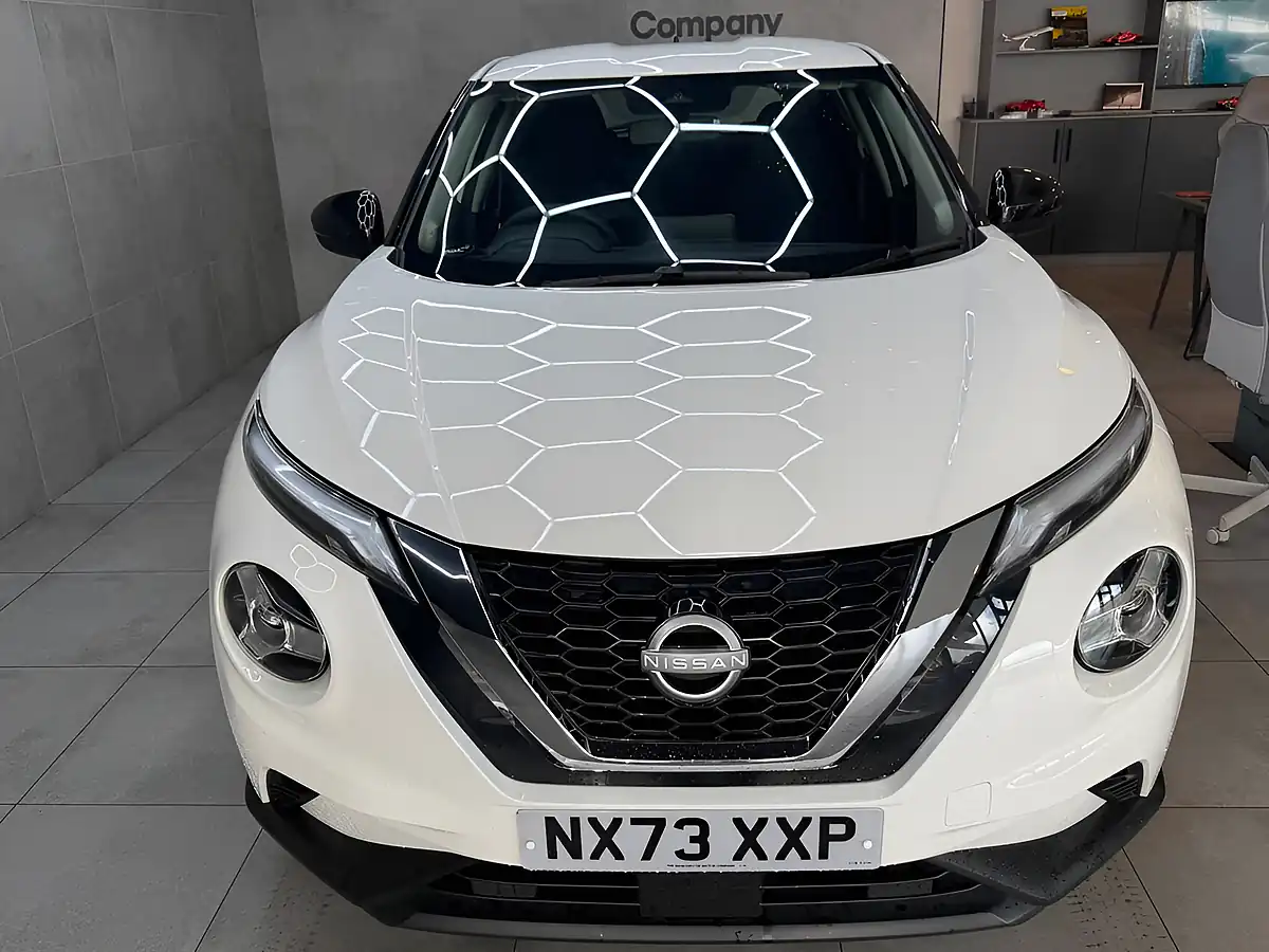 Used 2023 Nissan Juke Acenta White - Interior and Exterior details 4