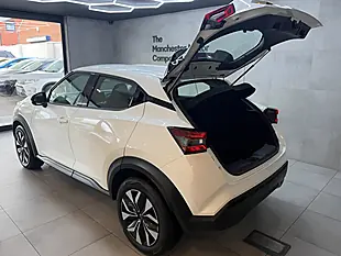 Used 2023 Nissan Juke Acenta White - Interior and Exterior details 6