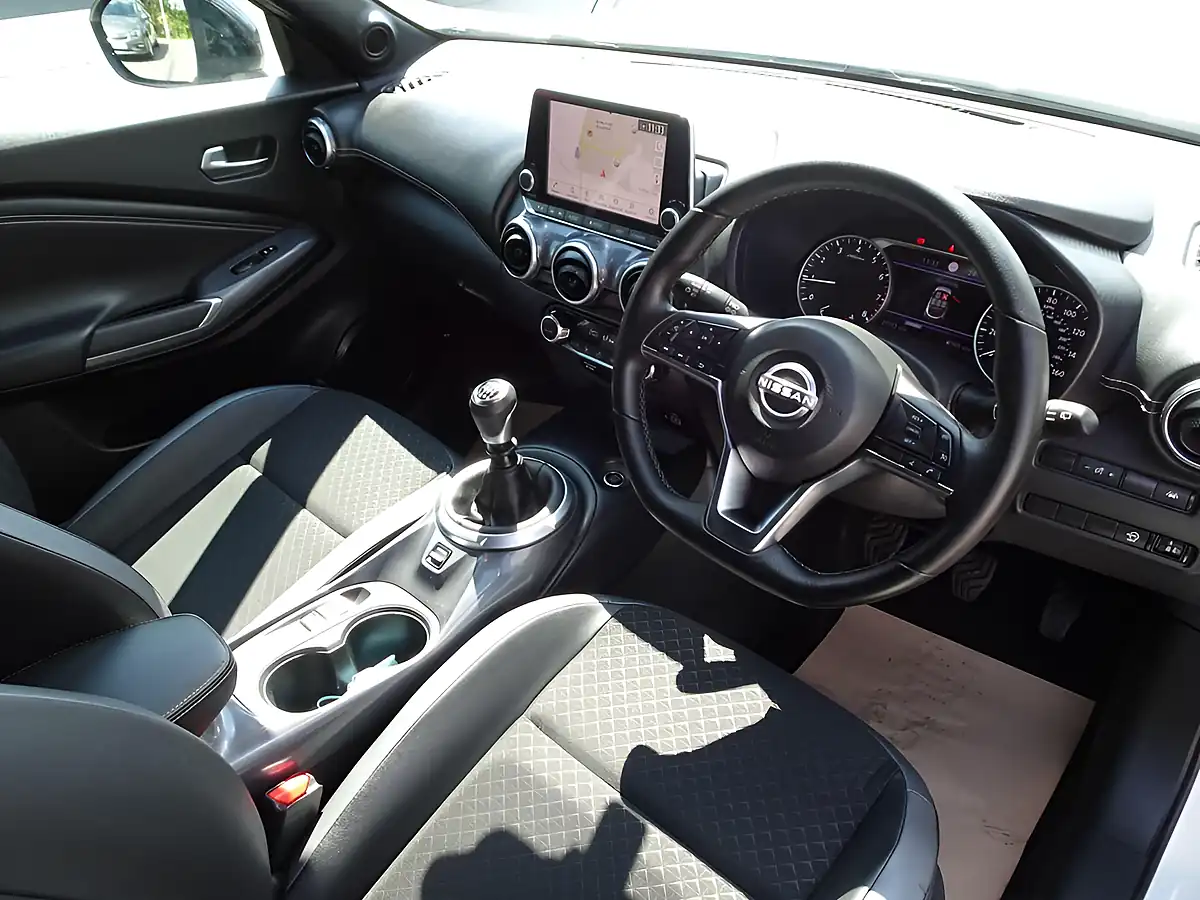 Used 2023 Nissan Juke N-Connecta Arctic White - Interior and Exterior details 2