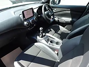 Used 2023 Nissan Juke N-Connecta Arctic White - Interior and Exterior details 9