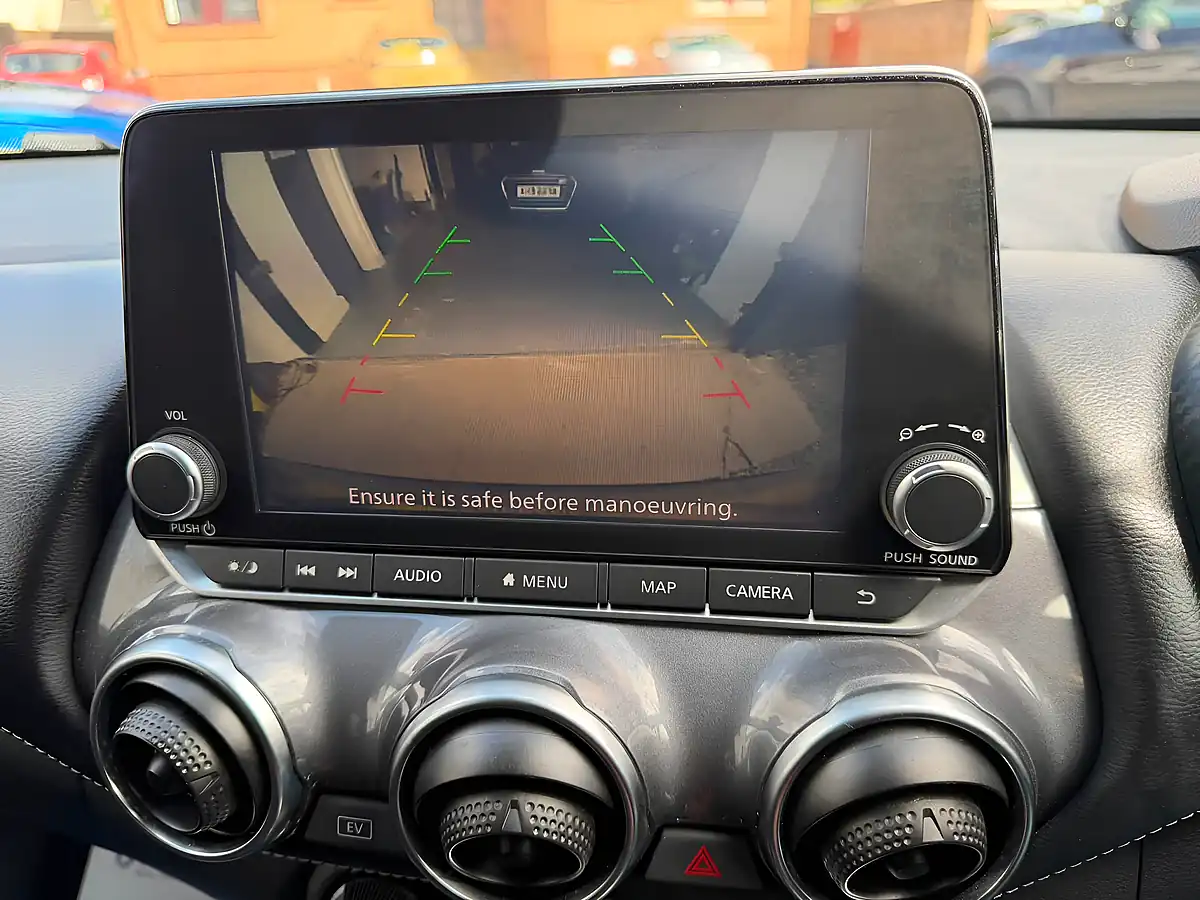 Used 2023 Nissan Juke N-Connecta Black - Interior and Exterior details 11