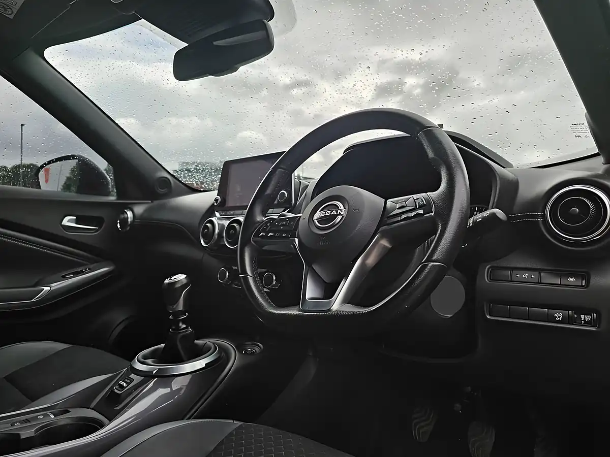 Used 2023 Nissan Juke N-Connecta Black - Interior and Exterior details 15