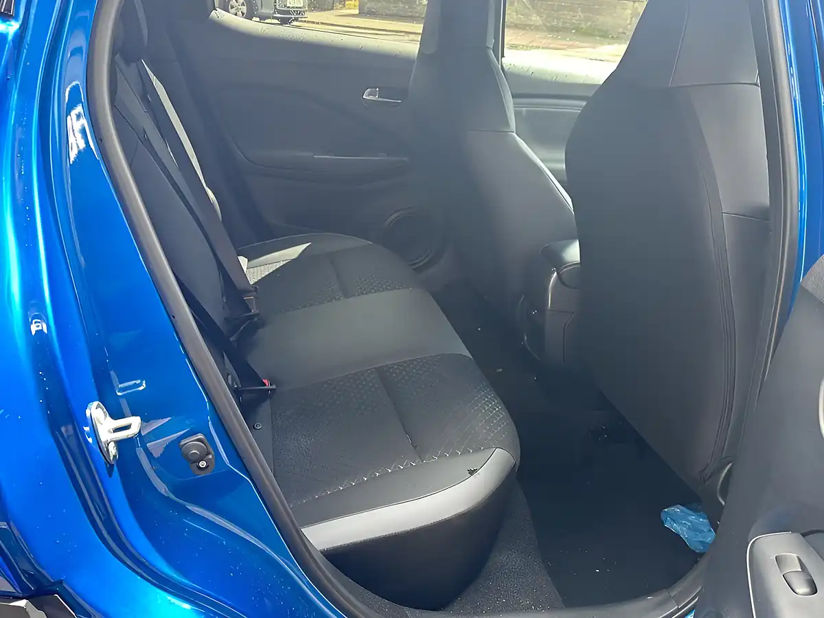 Used 2023 Nissan Juke N-Connecta Blue - Interior and Exterior details 9