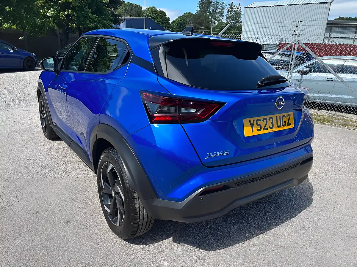 Used 2023 Nissan Juke N-Connecta Blue - Interior and Exterior details 4