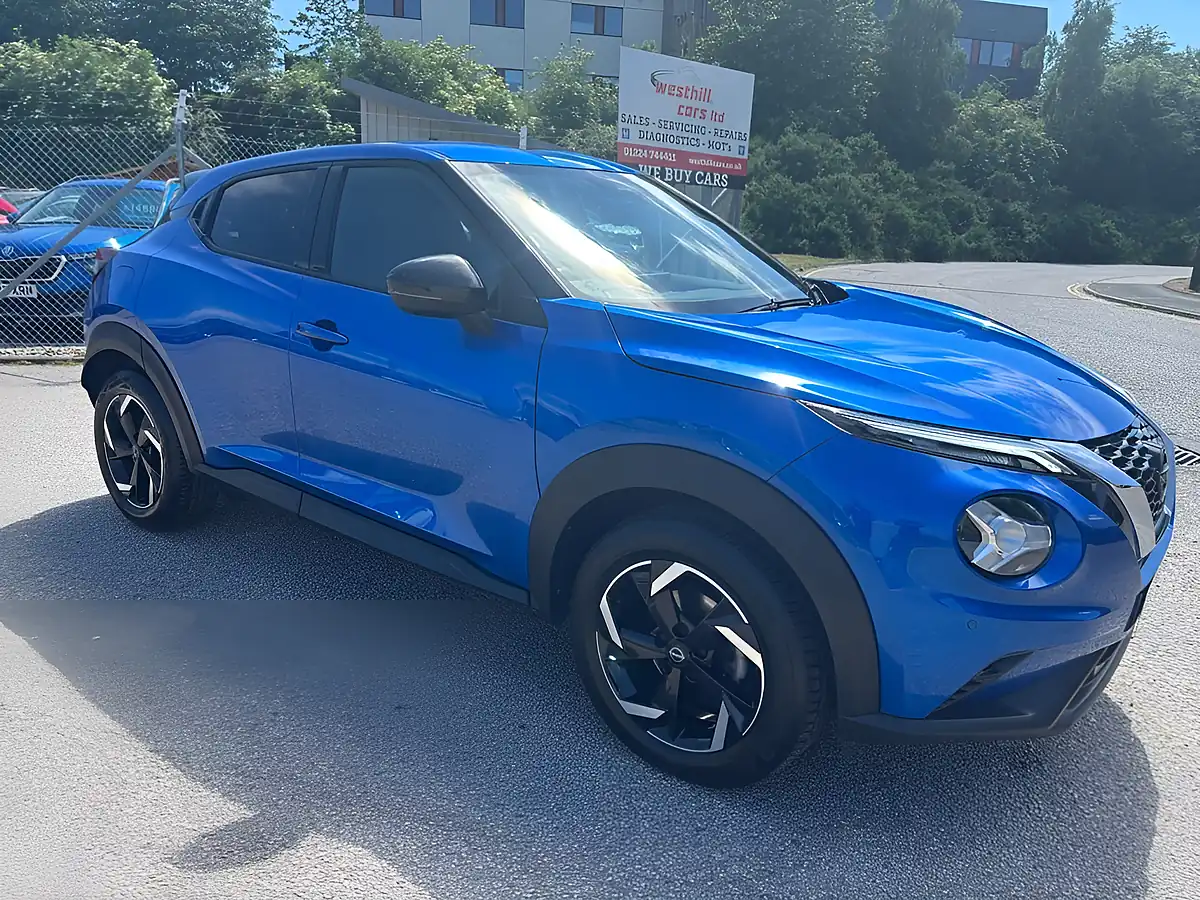 Used 2023 Nissan Juke N-Connecta Blue - Interior and Exterior details 6