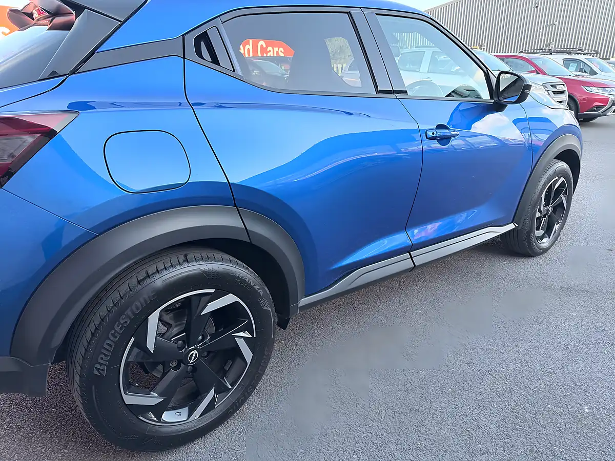Used 2023 Nissan Juke N-Connecta Blue - Interior and Exterior details 13