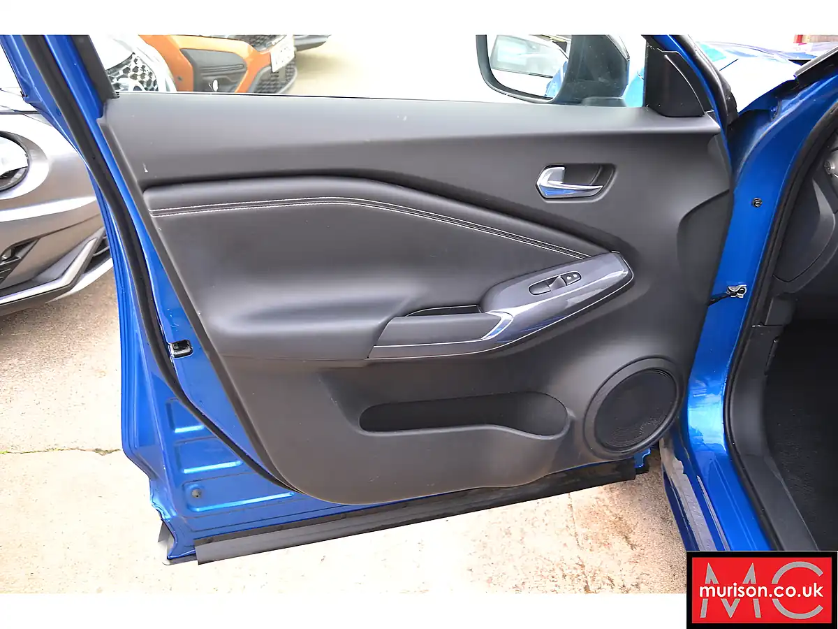 Used 2023 Nissan Juke N-Connecta Blue - Interior and Exterior details 15