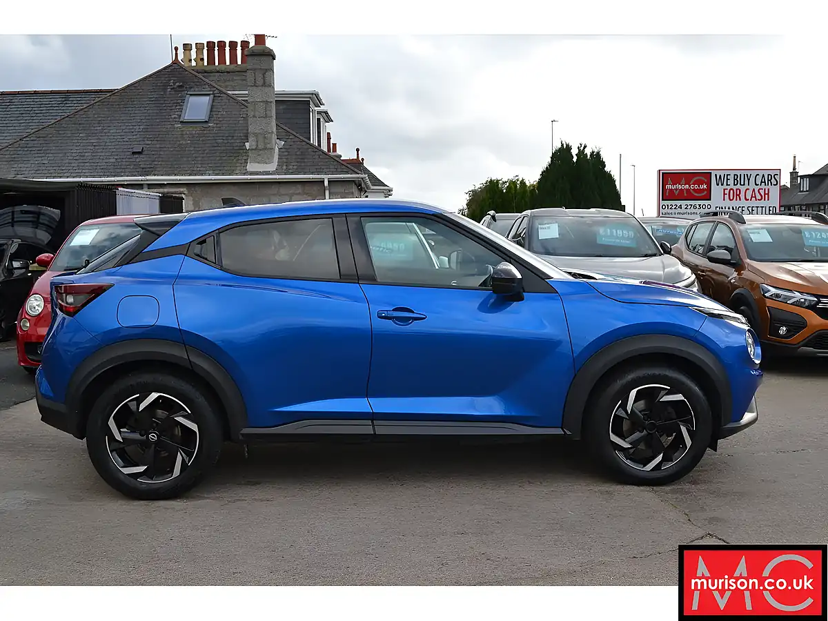 Used 2023 Nissan Juke N-Connecta Blue - Interior and Exterior details 18