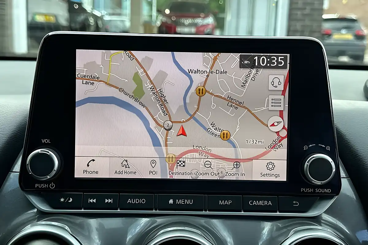 Used 2023 Nissan Juke N-Connecta Grey - Interior and Exterior details 19
