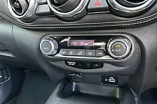 Used 2023 Nissan Juke N-Connecta Grey - Interior and Exterior details 20