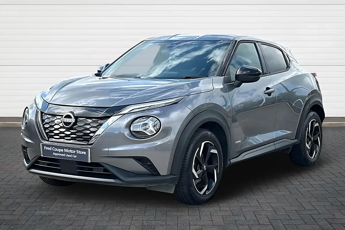 Used 2023 Nissan Juke N-Connecta Grey - Interior and Exterior details 7