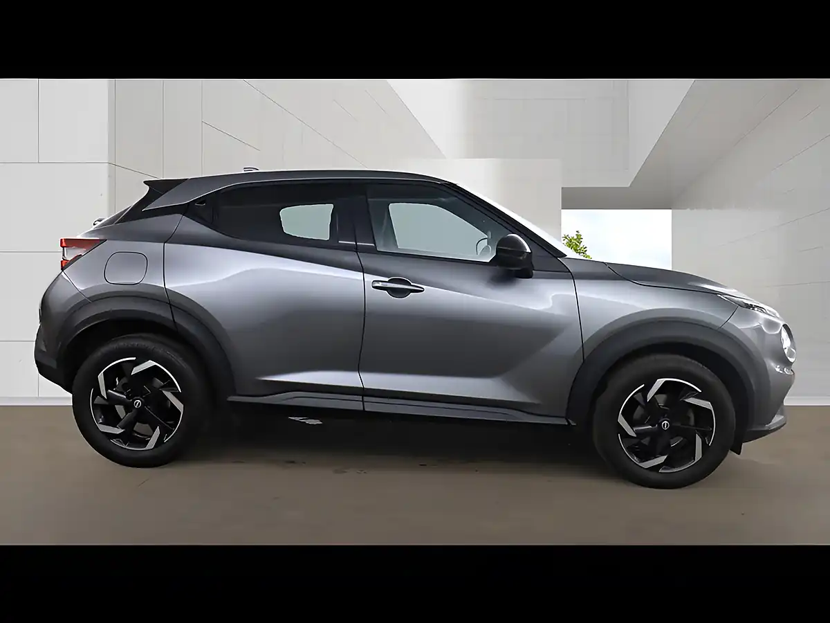 Used 2023 Nissan Juke N-Connecta Grey - Interior and Exterior details 5