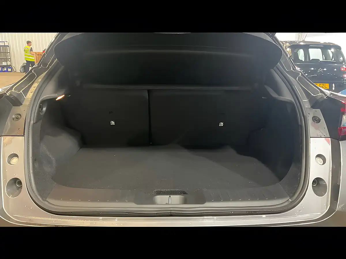 Used 2023 Nissan Juke N-Connecta Grey - Interior and Exterior details 9