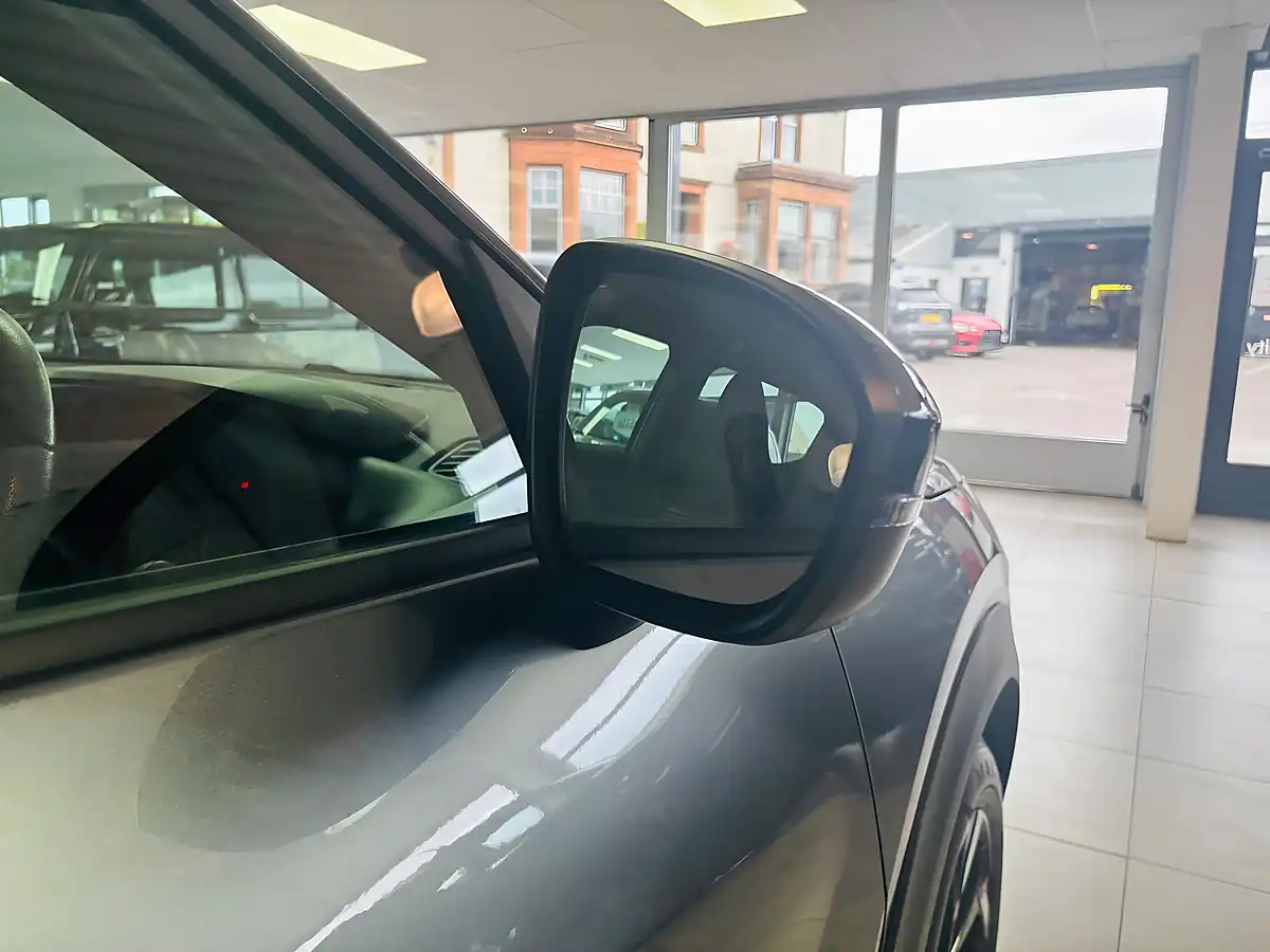 Used 2023 Nissan Juke N-Connecta Grey - Interior and Exterior details 6