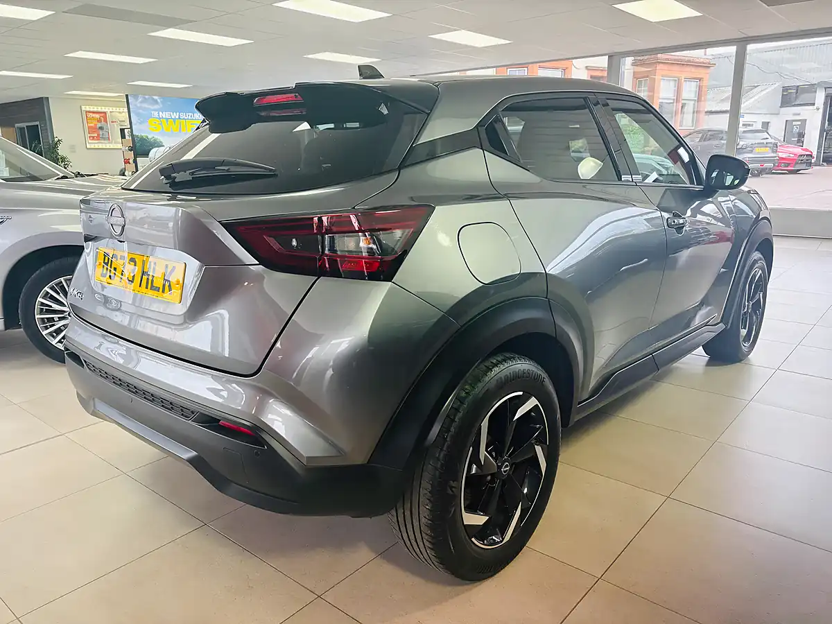 Used 2023 Nissan Juke N-Connecta Grey - Interior and Exterior details 8