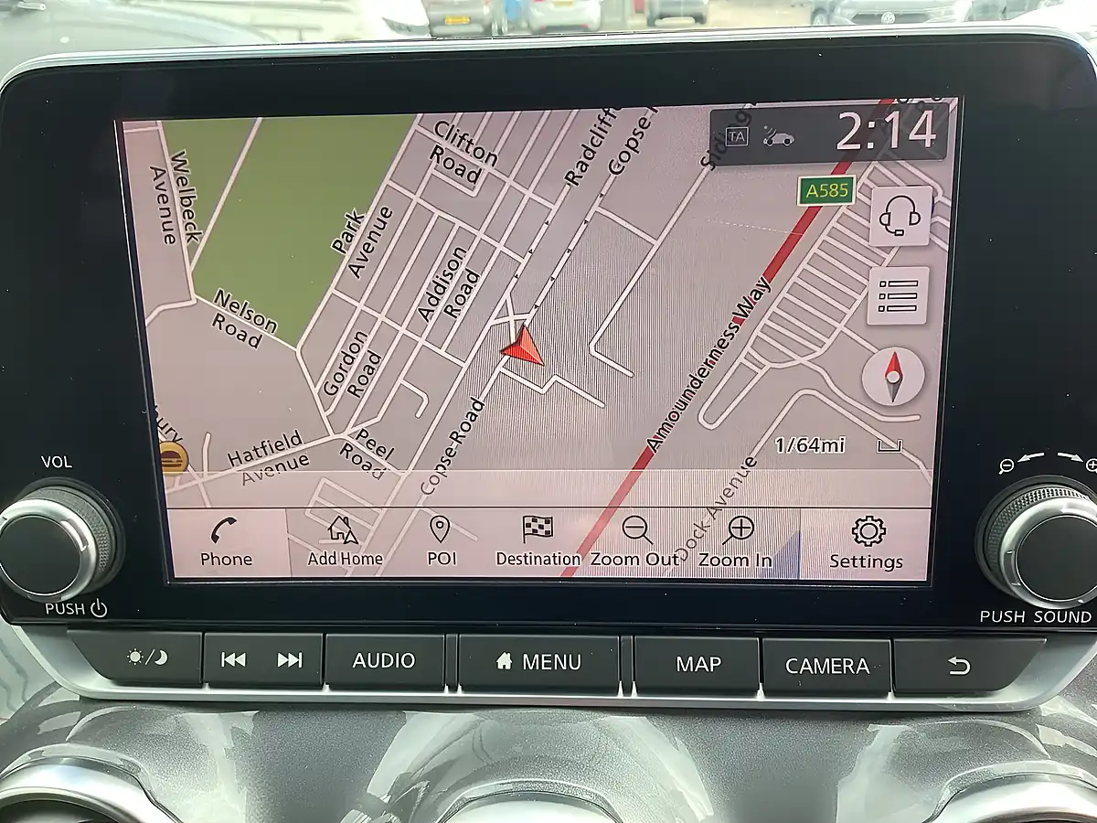 Used 2023 Nissan Juke N-Connecta Grey - Interior and Exterior details 3