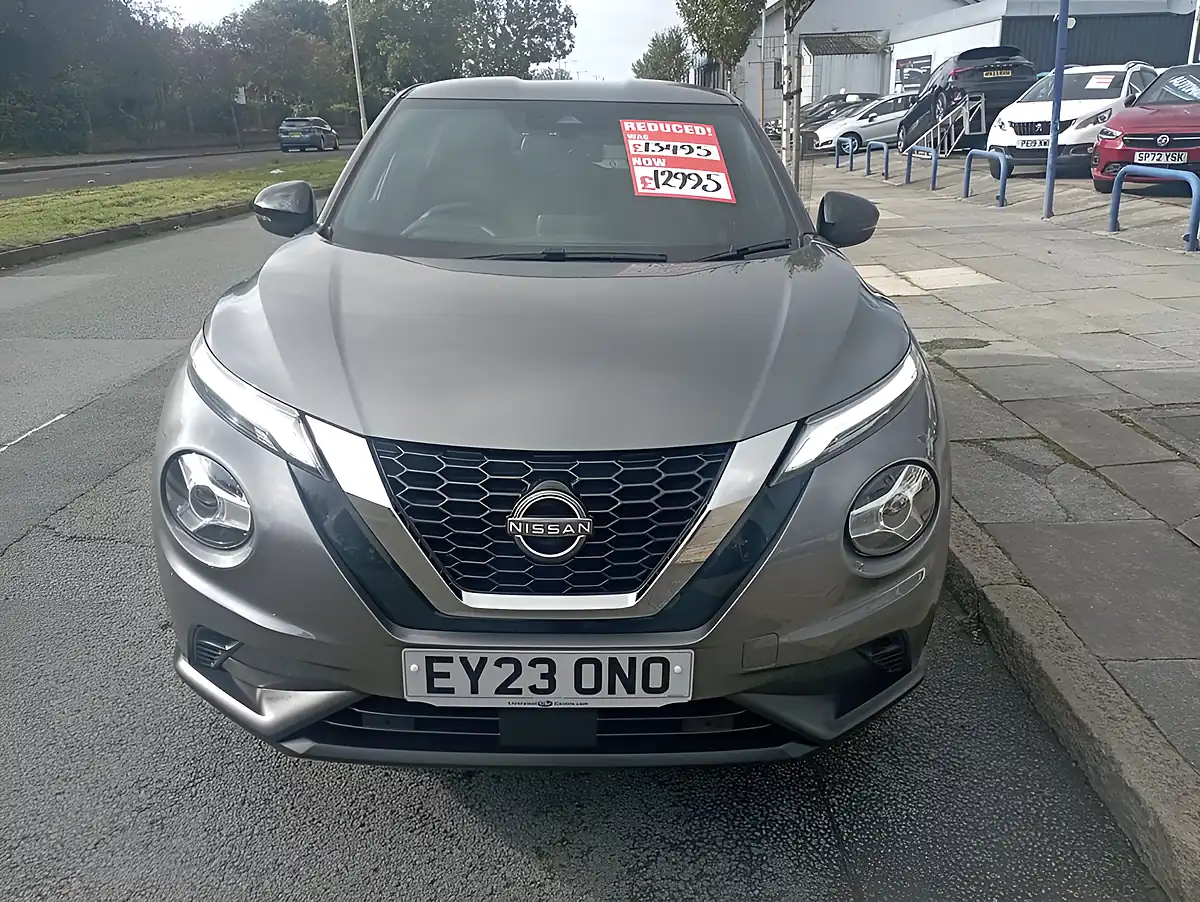 Used 2023 Nissan Juke N-Connecta Grey - Interior and Exterior details 10