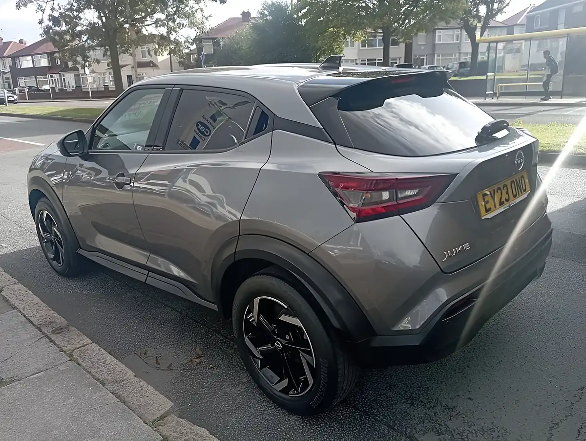 Used 2023 Nissan Juke N-Connecta Grey - Interior and Exterior details 17