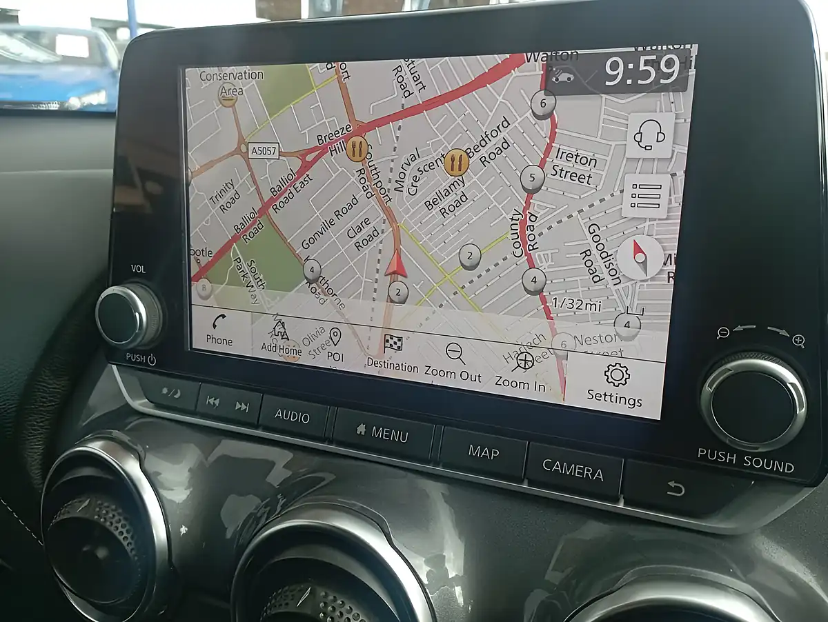 Used 2023 Nissan Juke N-Connecta Grey - Interior and Exterior details 3