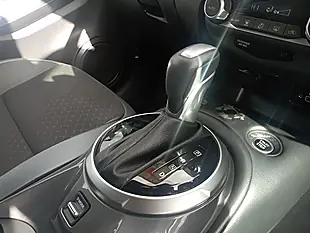 Used 2023 Nissan Juke N-Connecta Grey - Interior and Exterior details 4