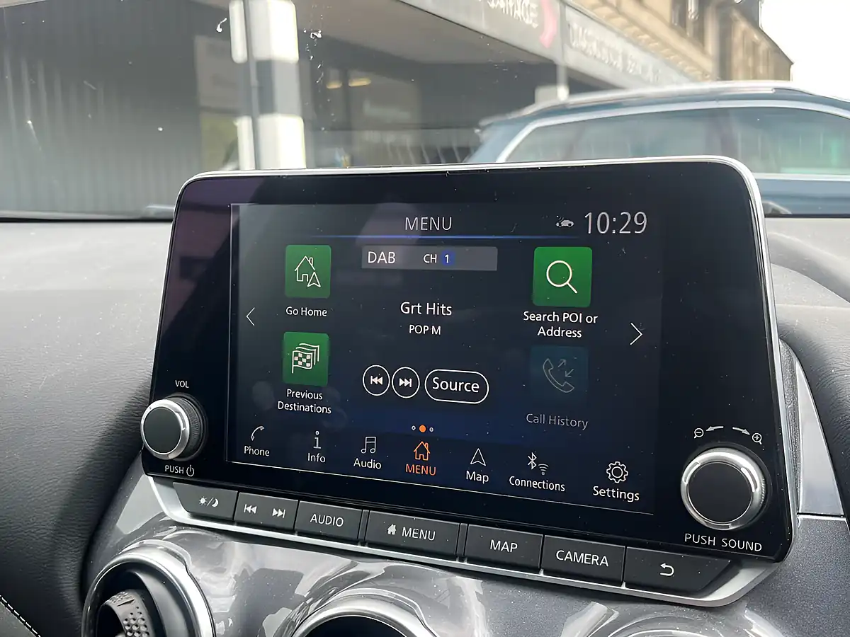Used 2023 Nissan Juke N-Connecta Grey - Interior and Exterior details 10