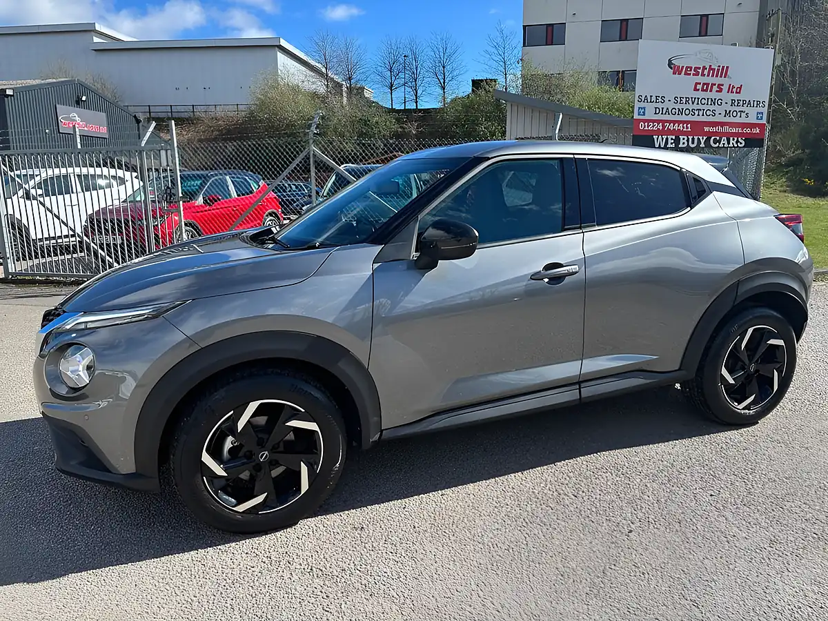 Used 2023 Nissan Juke N-Connecta Grey - Interior and Exterior details 15