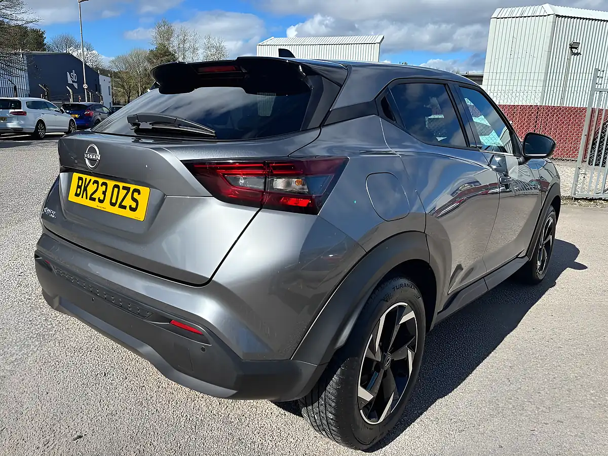 Used 2023 Nissan Juke N-Connecta Grey - Interior and Exterior details 9