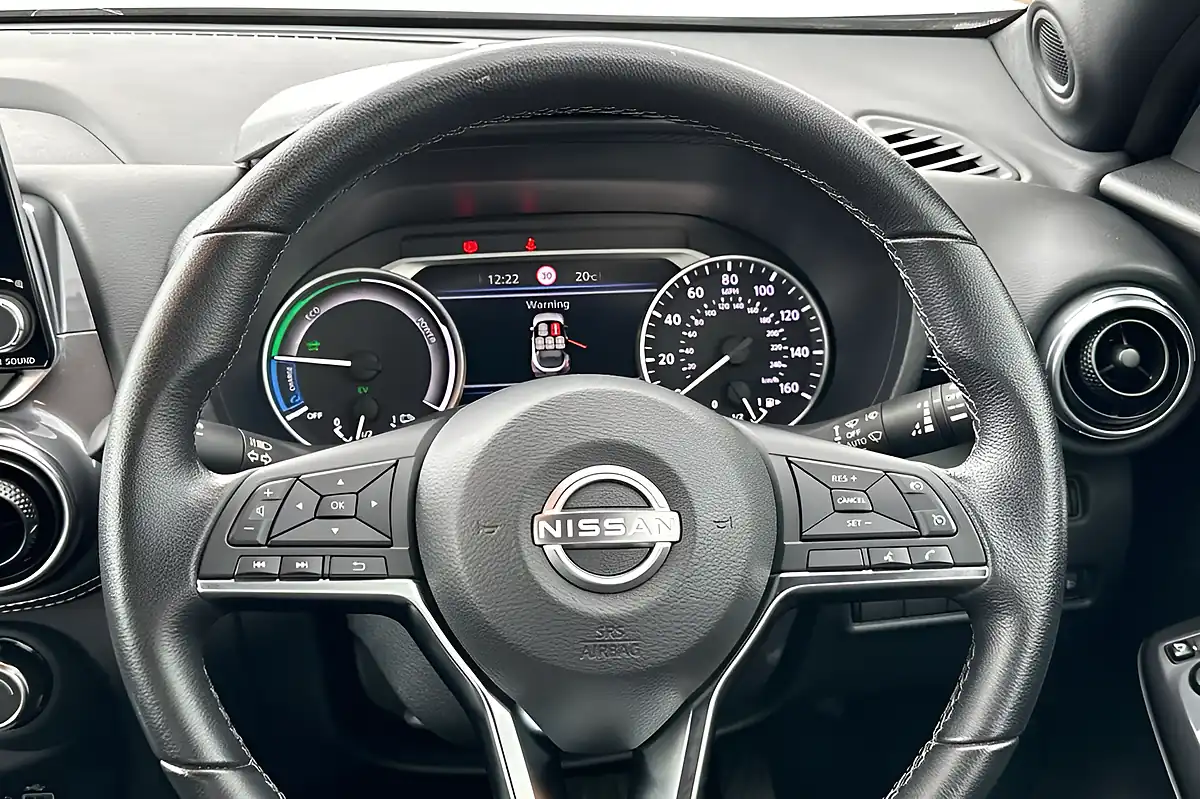 Used 2023 Nissan Juke N-Connecta Gun Metal - Interior and Exterior details 13