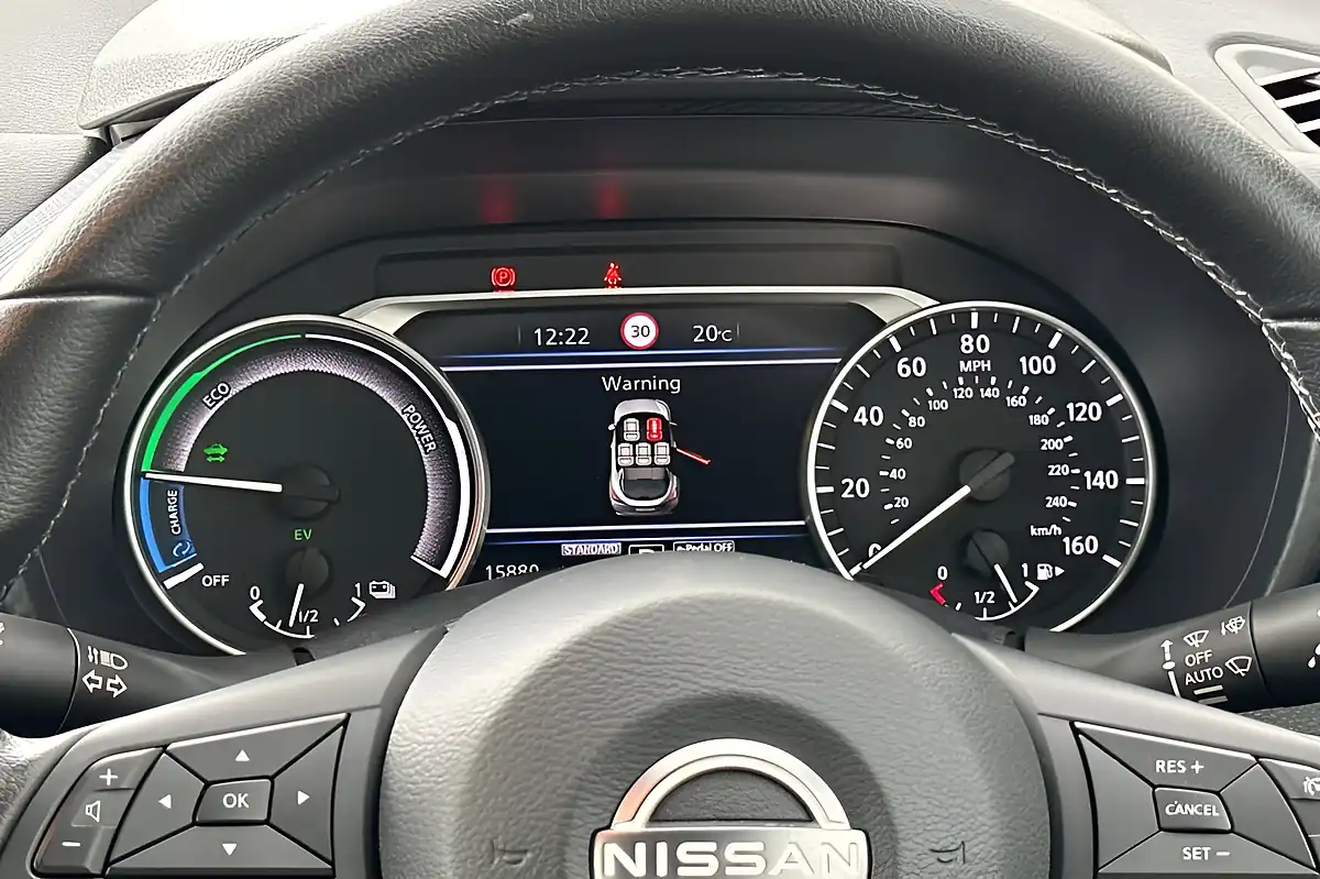 Used 2023 Nissan Juke N-Connecta Gun Metal - Interior and Exterior details 14