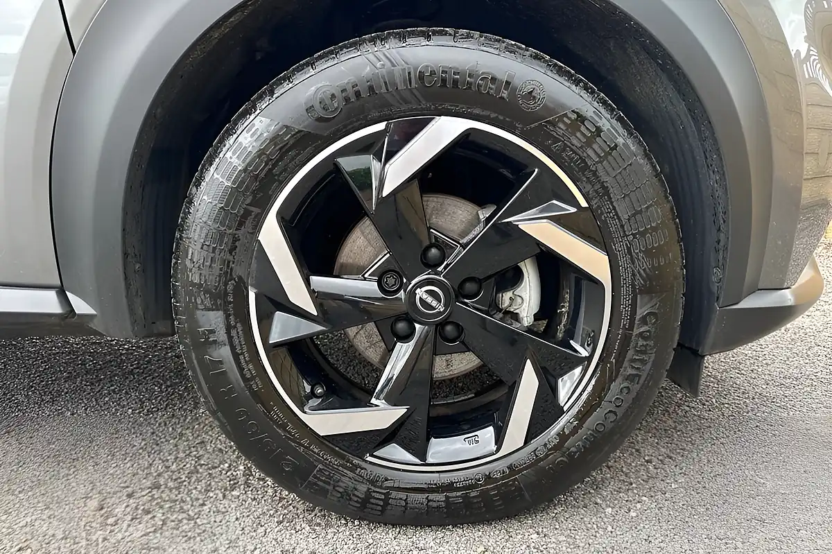 Used 2023 Nissan Juke N-Connecta Gun Metal - Interior and Exterior details 9