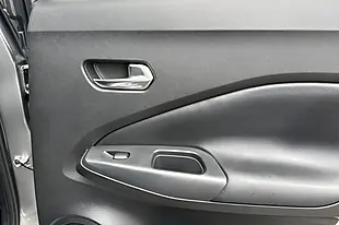Used 2023 Nissan Juke N-Connecta Gun Metal - Interior and Exterior details 15