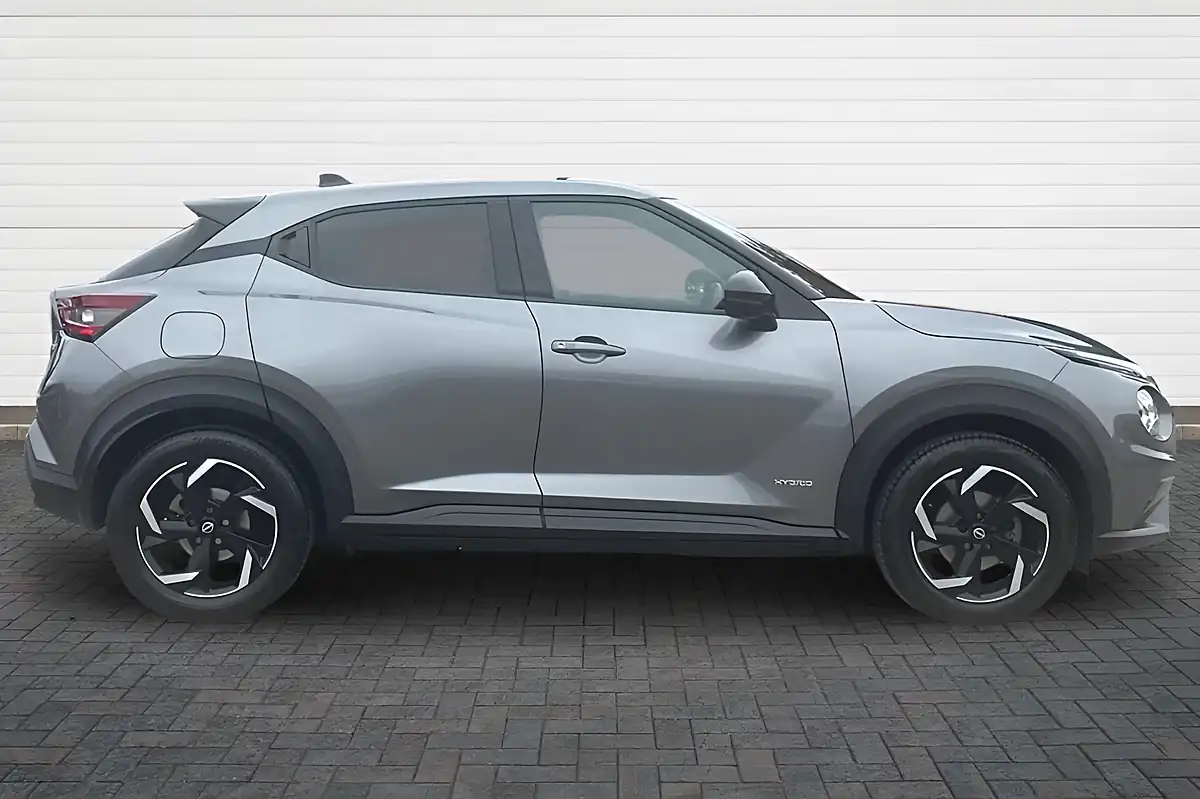 Used 2023 Nissan Juke N-Connecta Gun Metal - Interior and Exterior details 2