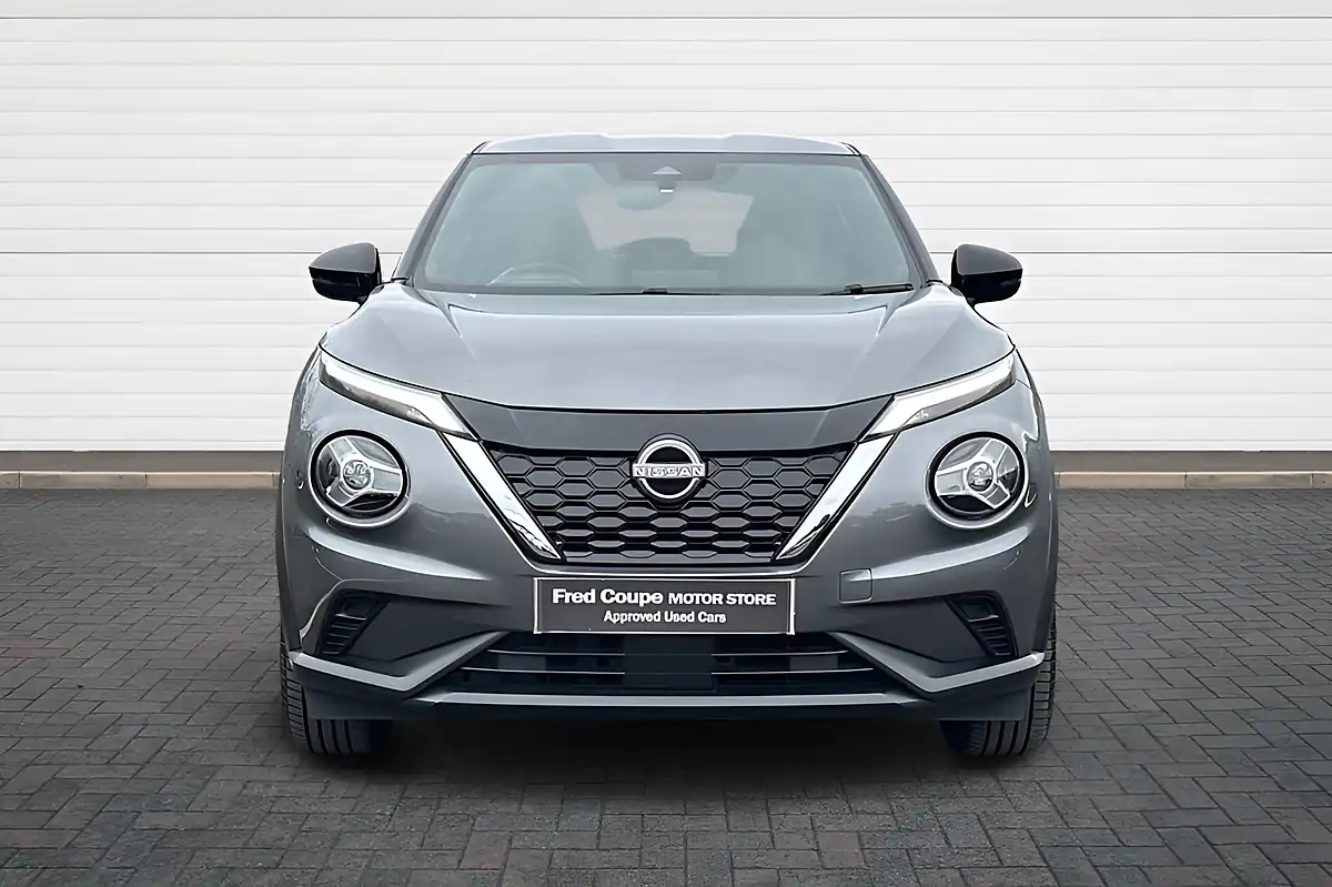 Used 2023 Nissan Juke N-Connecta Gun Metal - Interior and Exterior details 8