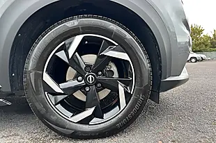 Used 2023 Nissan Juke N-Connecta Gun Metal - Interior and Exterior details 9