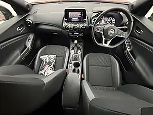 Used 2023 Nissan Juke N-Connecta Red - Interior and Exterior details 5