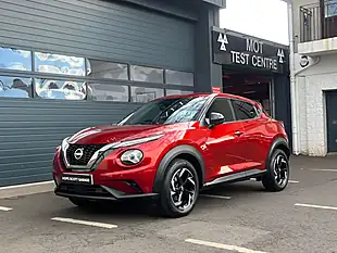 Used 2023 Nissan Juke N-Connecta Red - Interior and Exterior details 3