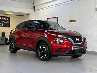 Used 2023 Nissan Juke N-Connecta Red - Interior and Exterior details 6