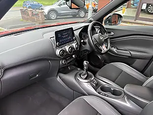 Used 2023 Nissan Juke N-Connecta Red - Interior and Exterior details 13