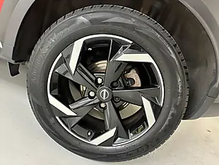 Used 2023 Nissan Juke N-Connecta Red - Interior and Exterior details 10