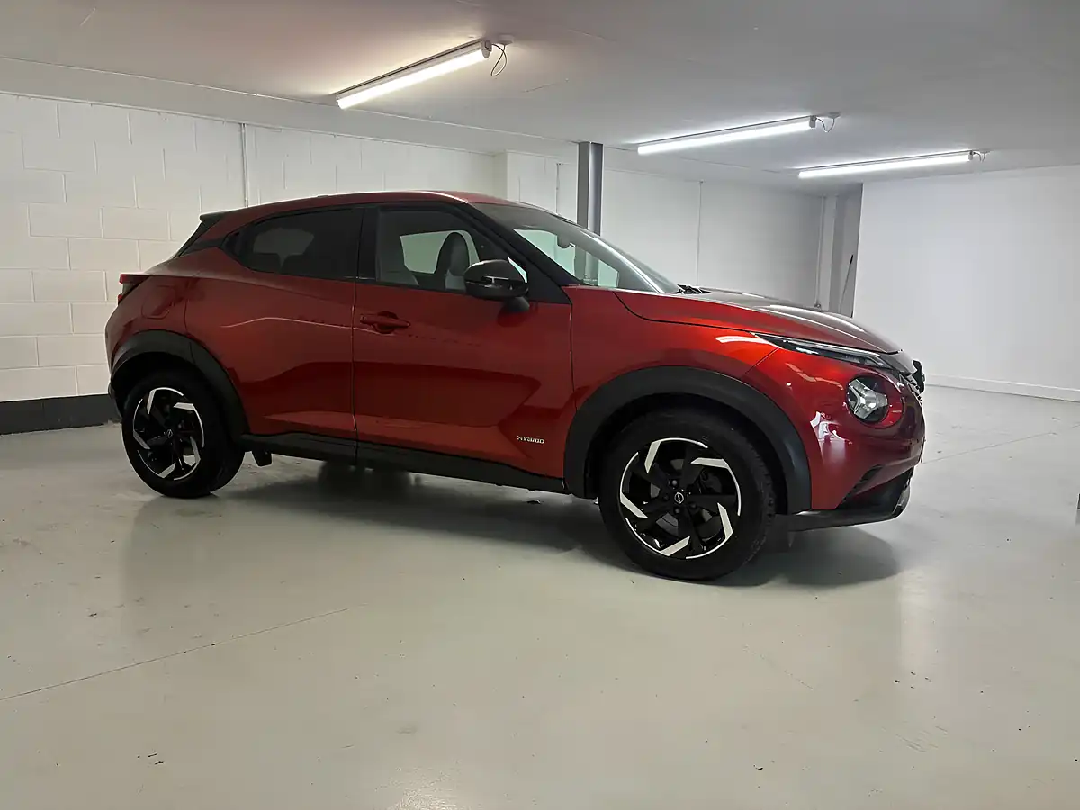 Used 2023 Nissan Juke N-Connecta Red - Interior and Exterior details 3