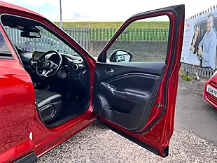 Used 2023 Nissan Juke N-Connecta Red - Interior and Exterior details 10